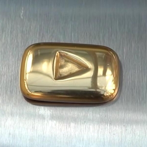 黄金调整下行，美元指数走弱让黄金收复早些时候的失地