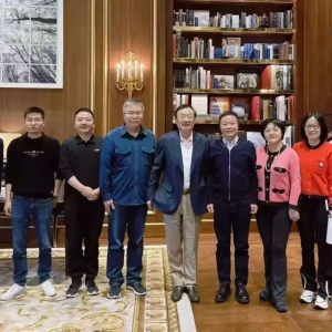 震动科技圈+投资圈！任正非现身交流，宇树科技、小鹏汽车、今日资本、霸王茶姬等齐聚 ...