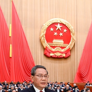 李强作的政府工作报告（摘登）