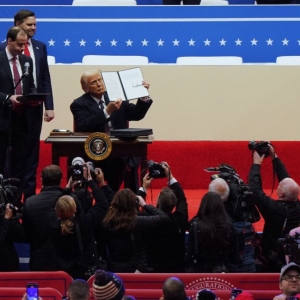 一周三变！特朗普政策“最大确定性是不确定性”