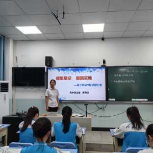 【三八节特稿】援疆一线的“花木兰”丨侯海侠：四次援疆 坚守梦想 ...