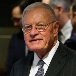 对普京小作让步？特朗普调整特使任命