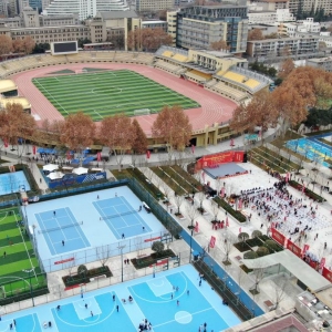 全国人均体育场地面积“破3”