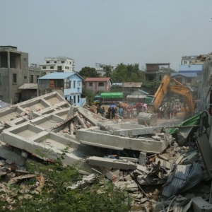 缅甸曼德勒：救援进行时