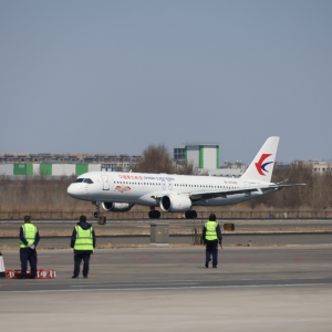 首航东北！国产大飞机C919首飞上海虹桥—沈阳航线