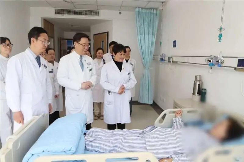 每月打1针！阿尔茨海默病新药开出全国首方