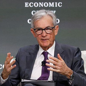 连续两日施压，特朗普为何着急让美联储降息，一文解读