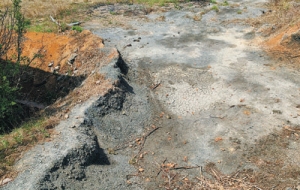 煤渣倾倒耕地  多年难以恢复（来信调查）