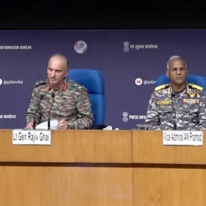 印空军官员称印巴飞机在冲突中均有损失 未透露具体数字