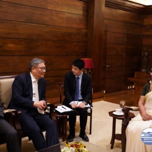 王文涛部长应约拜会斯里兰卡总理阿马拉苏里亚