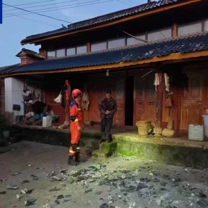 免费退票 受大理5.0级地震影响 部分铁路列车停运