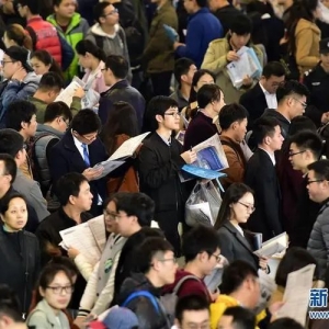 部分企业将招聘年龄放宽至45岁，“35岁门槛”有望打破吗？