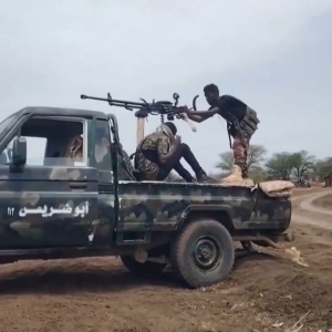 苏丹武装冲突双方继续在多地激战