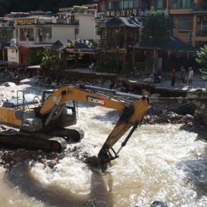 河南西峡县强降雨已致5人遇难：仍有3人失联，受灾人数达5751人 ...