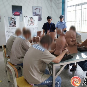 “黄丝带”助牵帮教路 法治温情护平安