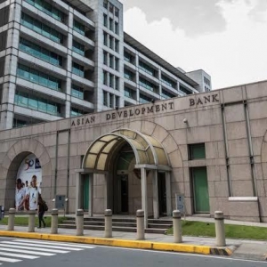受美关税政策等影响 亚行下调亚太地区发展中经济体增长预期 ...