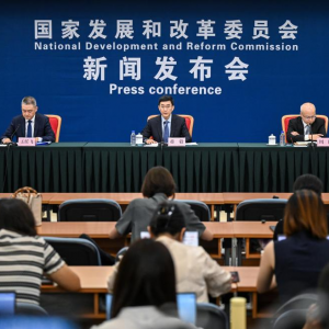 下半年宏观调控如何发力？发改委解读当前经济形势