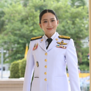 佩通坦呼吁恢复其总理职务 本人或亲自出庭作证