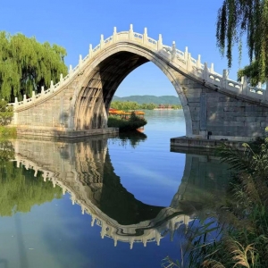 又遇“周末蓝”！京城好天气“喊”您出门赏景放松