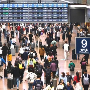 1至8月全国铁路发送旅客32亿人次 创历史新高