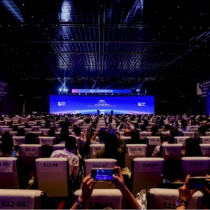 2025浦江创新论坛开幕：聚焦AI、量子、核聚变等前沿领域 资本、技术、人才共振 ...