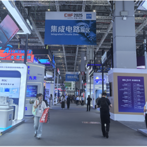 AI赋能新型工业化  从工博会看制造业基因重构