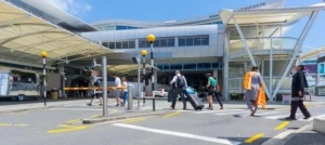 澳航一波音客机疑似起火发出紧急呼救信号 现已安全降落