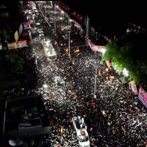 印度集会踩踏事件已致超30人死亡 莫迪发文哀悼