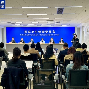 秋季情绪波动 是否需要就医？从这两方面判断