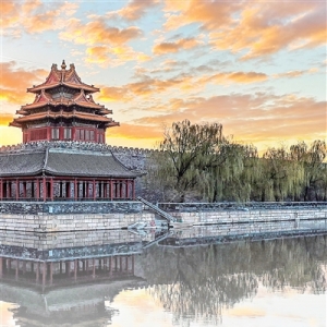 把中华文明瑰宝呵护好、弘扬好、发展好