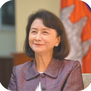 “推动全球妇女事业再出发”