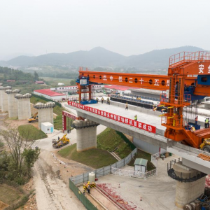 邵永高铁进入架梁施工高峰阶段