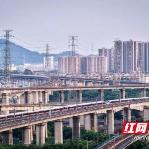 10月11日起国铁广州局实施新列车运行图 湖南新增动车组列车9列 ...