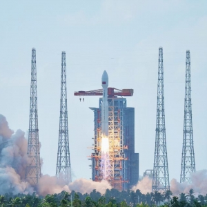 我国成功发射卫星互联网低轨12组卫星