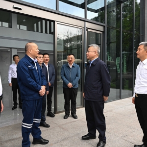 沈晓明调研娄底市经济社会发展情况