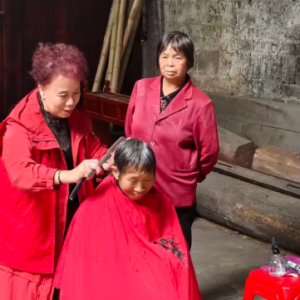 嘉禾县多部门联动开展重阳节慰问活动 非遗温情伴老人过佳节 ...