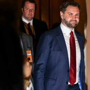 以方袭击后 美副总统表态：加沙停火协议仍在维持