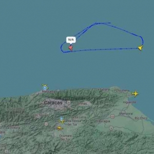 雷达数据显示美军战机在委内瑞拉首都附近空域活动