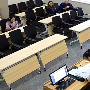 湘潭市公共资源交易中心迎来民企进场交易小高峰