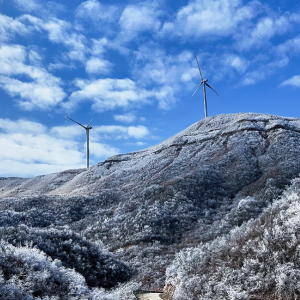 湖南新宁：瑶山之巅雾凇首秀刷屏