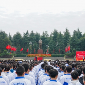 韶峰下的“研学红”③丨后勤保障人员：当好研学“保姆”，呵护红色潇湘未来“火种” ...