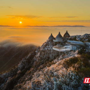 组图 | 资兴市：雾凇云海至 游客入画来