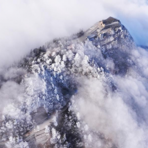 湖南衡阳：雾凇云海引游人