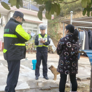 湖南高速湘乡南管理所联合高速交警开展专项走访宣传