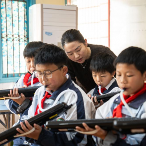 湖南南县：“一琴多器”教学助力提升乡村小学生音乐素养