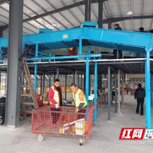 麻阳：客货邮融合发展 实现农村快递配送覆盖率100%