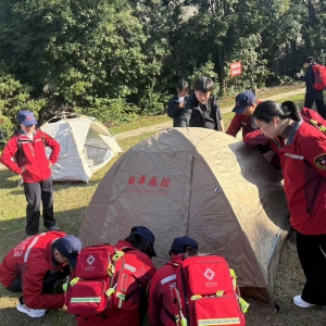 湘潭市举办传染病应急小分队装备拉动演练暨技能培训班