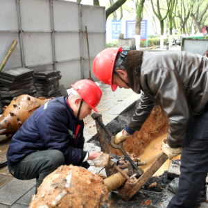 资兴市：战严寒 施工忙