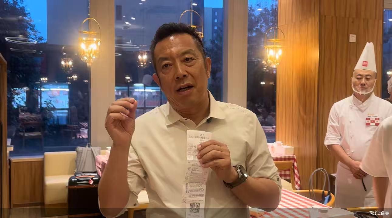 郭缤璐摄