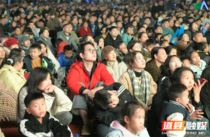 1228永州夺冠！道县“第三现场”四万球迷与家乡球队同频共振 (9).jpg